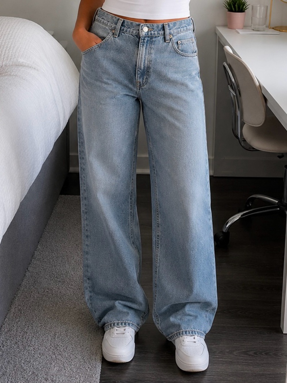 Vintage Levi's Light Blue Baggy Fit Denim Jeans